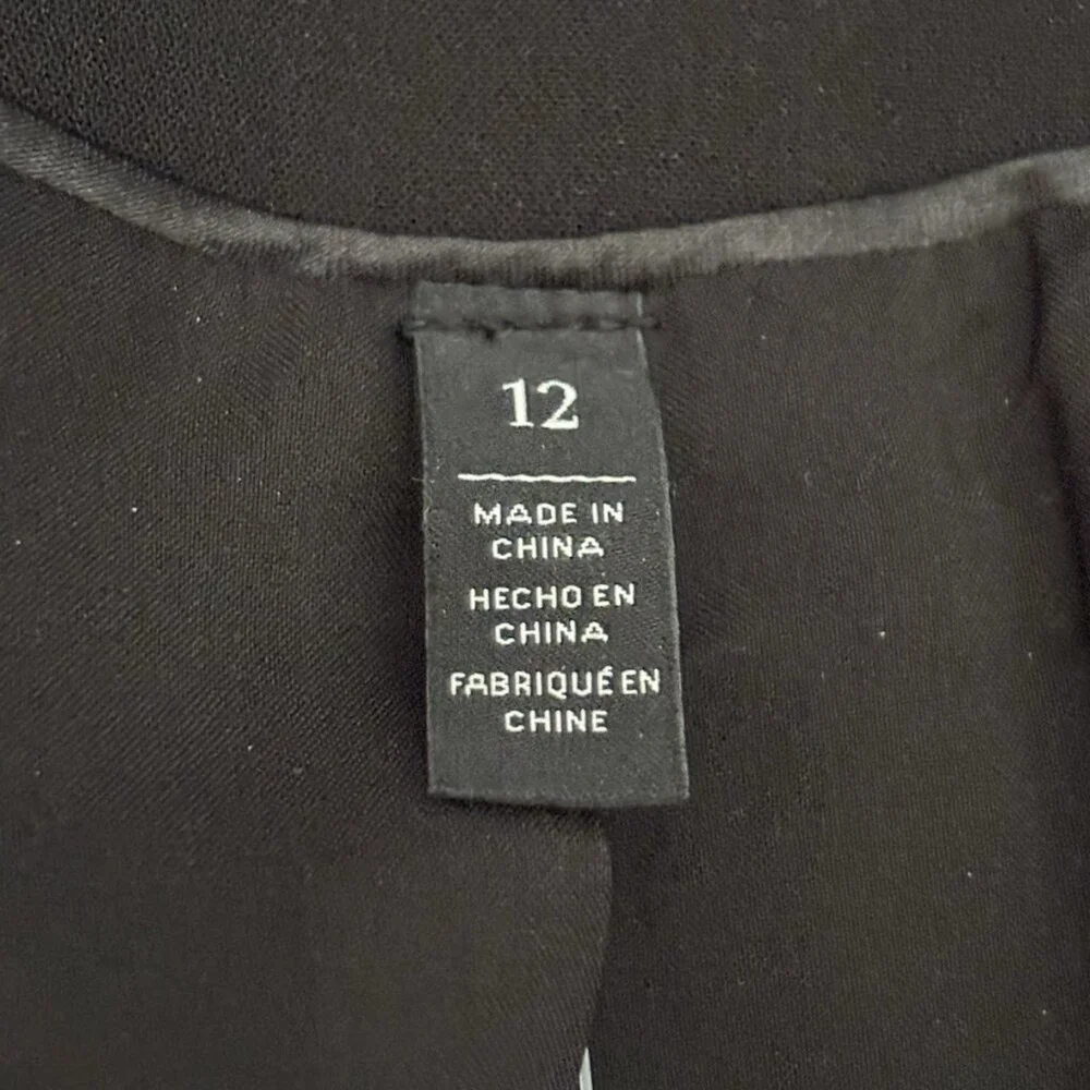 White House Black Market Black Cropped Suit Jacket Size 12 NWT - Picture 3 of 5